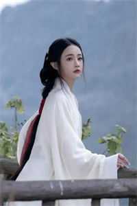 魏斯越苏稚月我也愿意为你潜入海底小说